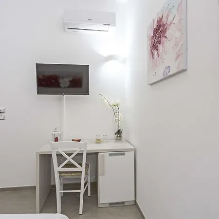 La Loggia Dei Rayno Bed & Breakfast