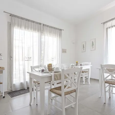 La Loggia Dei Rayno Bed & Breakfast 3*