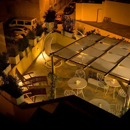 Bed & Breakfast La Loggia Dei Rayno Lecce