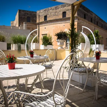 Frühstückspension La Loggia Dei Rayno Lecce