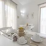Bed & Breakfast La Loggia Dei Rayno
