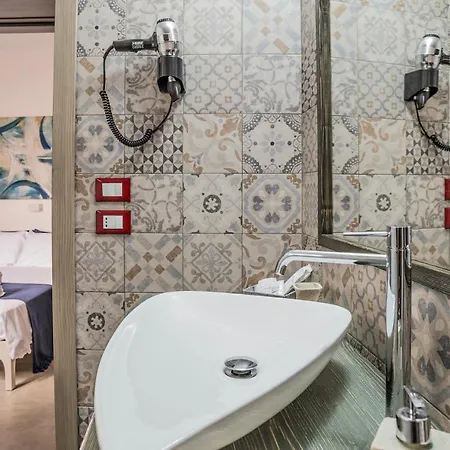 La Loggia Dei Rayno Bed & Breakfast Lecce