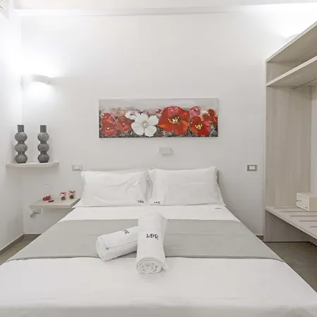 La Loggia Dei Rayno Bed & Breakfast