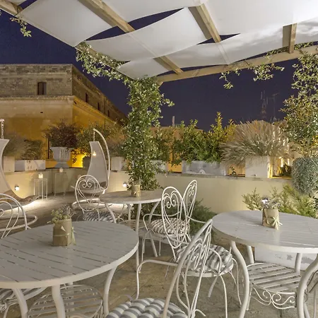 La Loggia Dei Rayno Bed & Breakfast Lecce