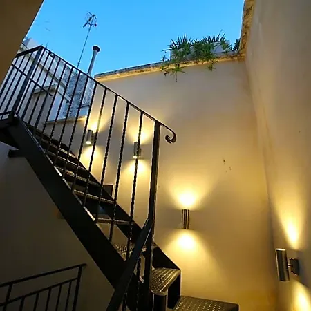 La Loggia Dei Rayno Bed & Breakfast