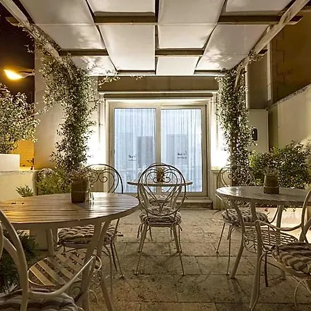La Loggia Dei Rayno Couette-café Lecce