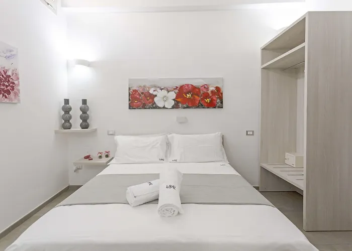 La Loggia Dei Rayno Bed & Breakfast