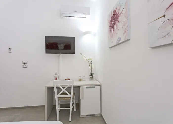 La Loggia Dei Rayno Bed & Breakfast