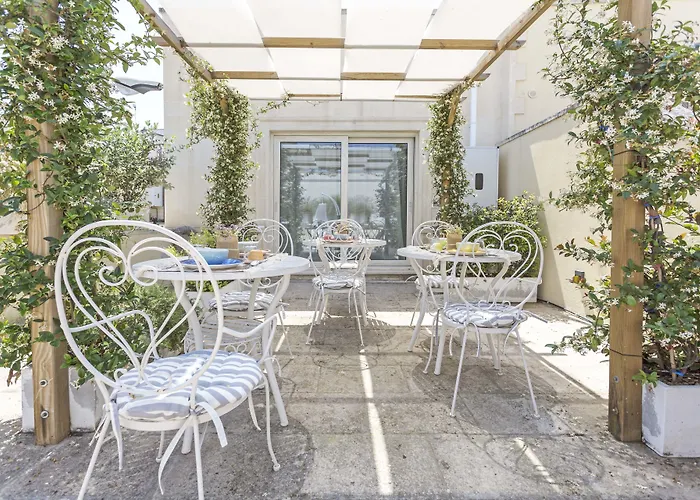 La Loggia Dei Rayno Bed & Breakfast Lecce