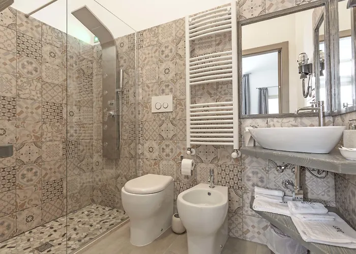 La Loggia Dei Rayno 3*