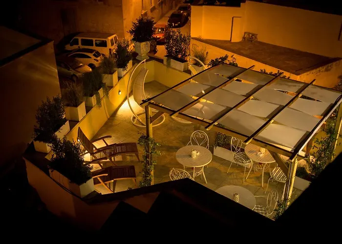 Bed & Breakfast La Loggia Dei Rayno Lecce