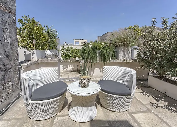 Bed & Breakfast La Loggia Dei Rayno